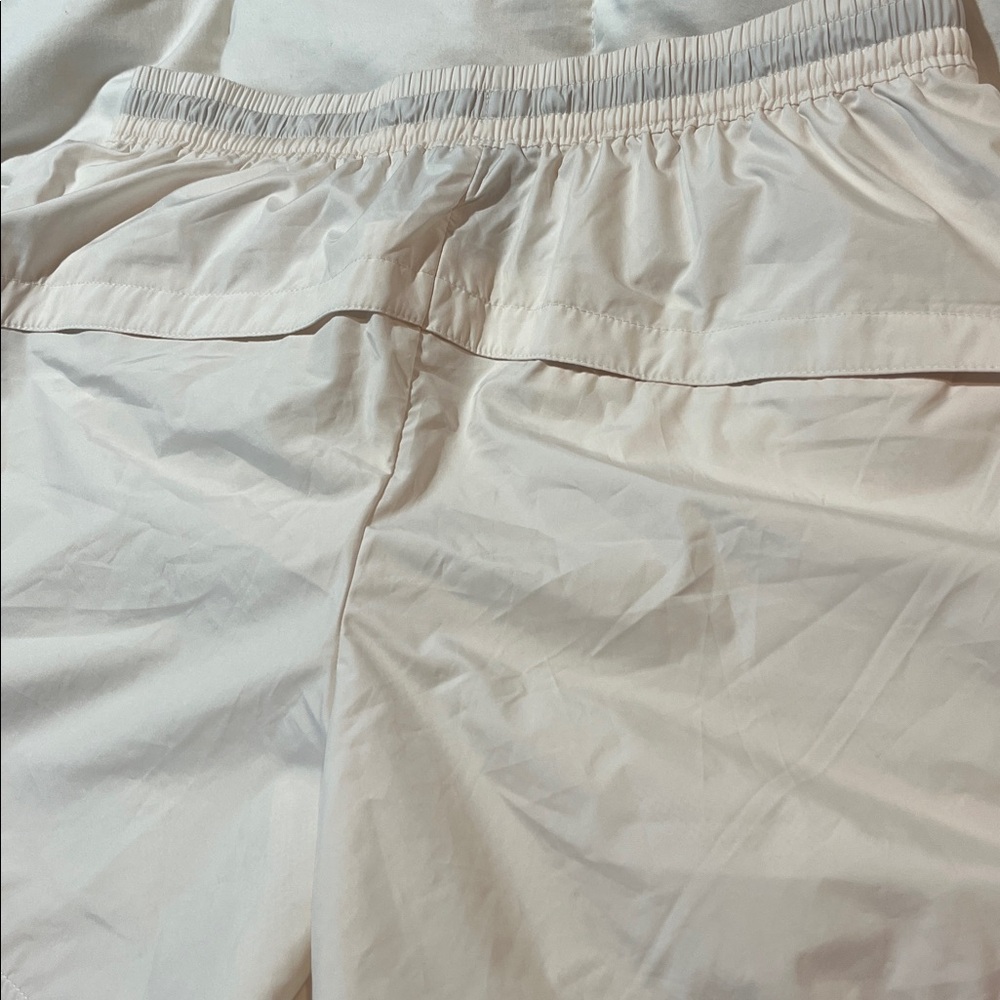 The North Face Women’s TNF Outline Shorts GARDENIA WHITE Pride Logo Rainbow Logo - Picture 8 of 10